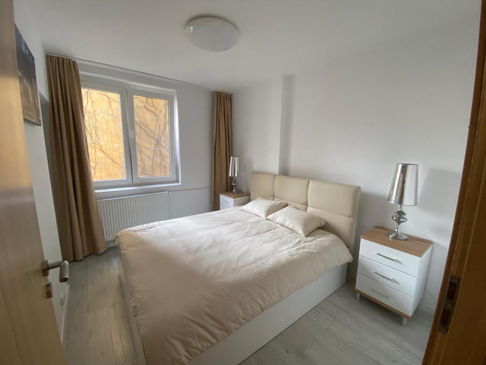 Apartament Universitate * Bucarest